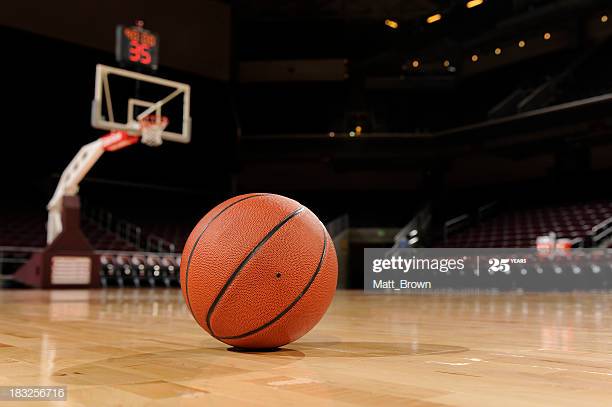 MACC GREYHOUNDS DEFEAT WEST PLANS 88-62